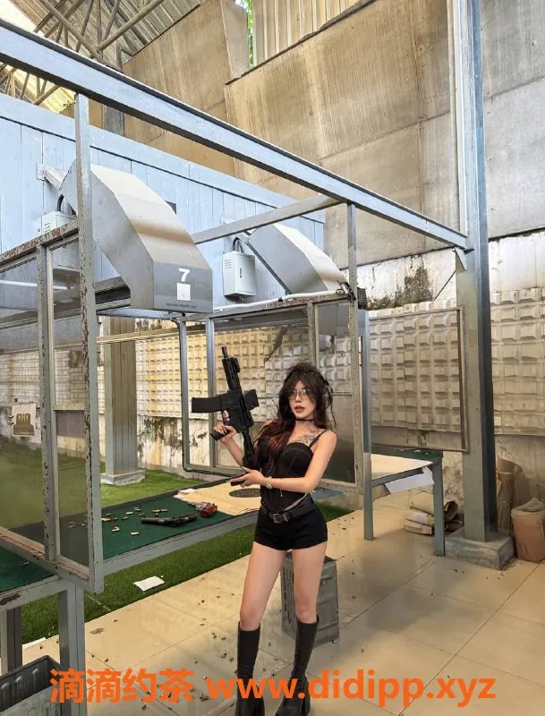 广州楼凤-天河正妹御萝，900元约一晚，视频验证