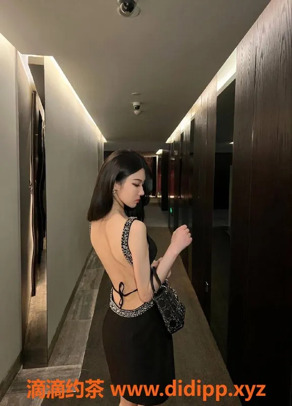 深圳楼凤-福田清柠：168cm D杯，2500元开门红