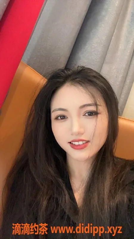 广州楼凤-天河小甜甜，700元享受开心服务