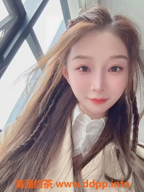 杭州楼凤-上城区依依，162CM苗条女神，700元尽享45分钟服务