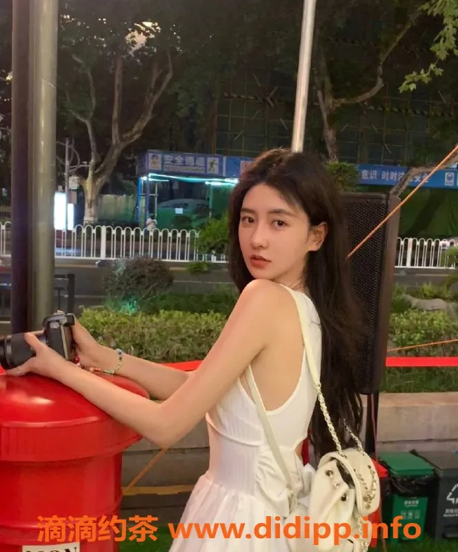 深圳楼凤-龙岗桥本有菜，性感身材尽享千元服务