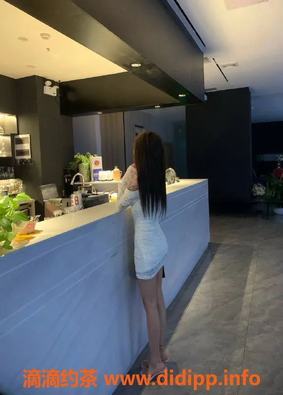 广州楼凤资源信息,天河嫩妹林可儿，7P视频验证，享受舌吻