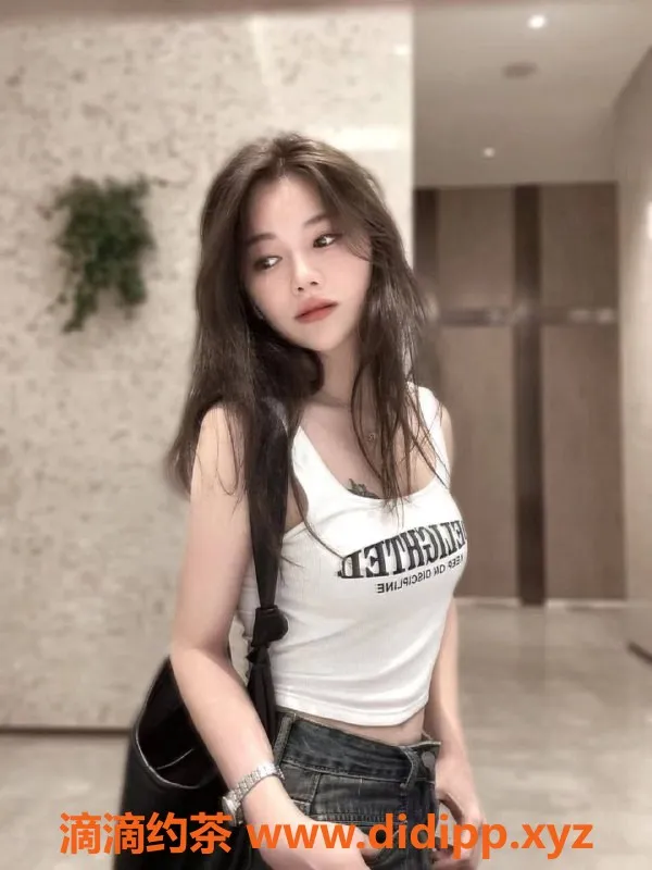 深圳楼凤-龙华静静，900元起，热情服务等你来享！