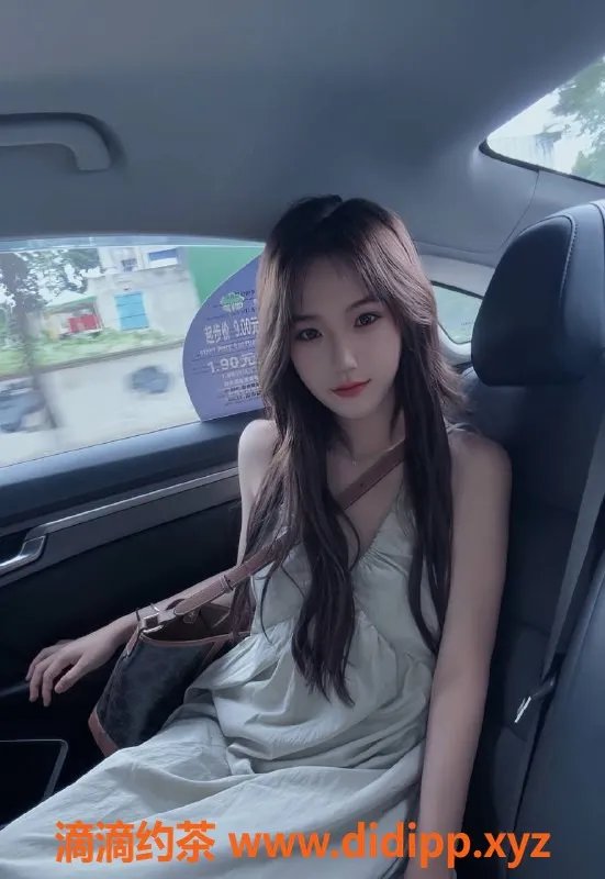 深圳楼凤-龙华招财猫，1500元起，超强服务体验