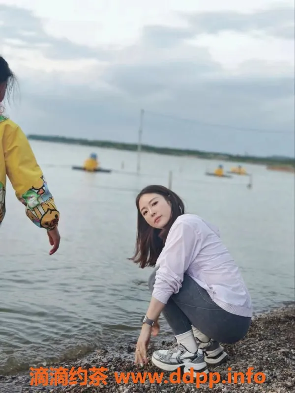 昆明楼凤-TG小美女，身高165，甜美服务让人陶醉