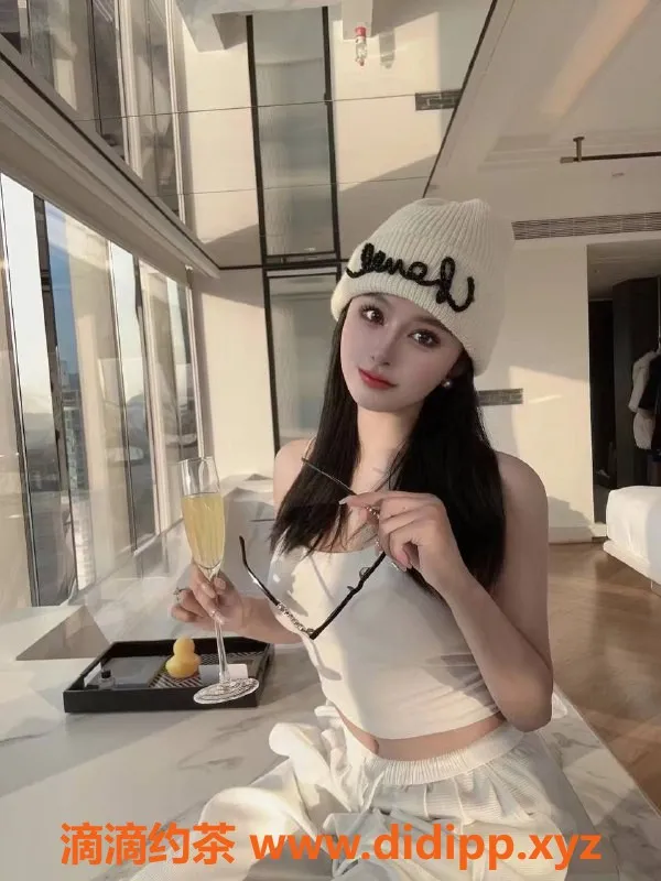 深圳楼凤-罗湖可可，500元环保服务，体验舌吻与六九