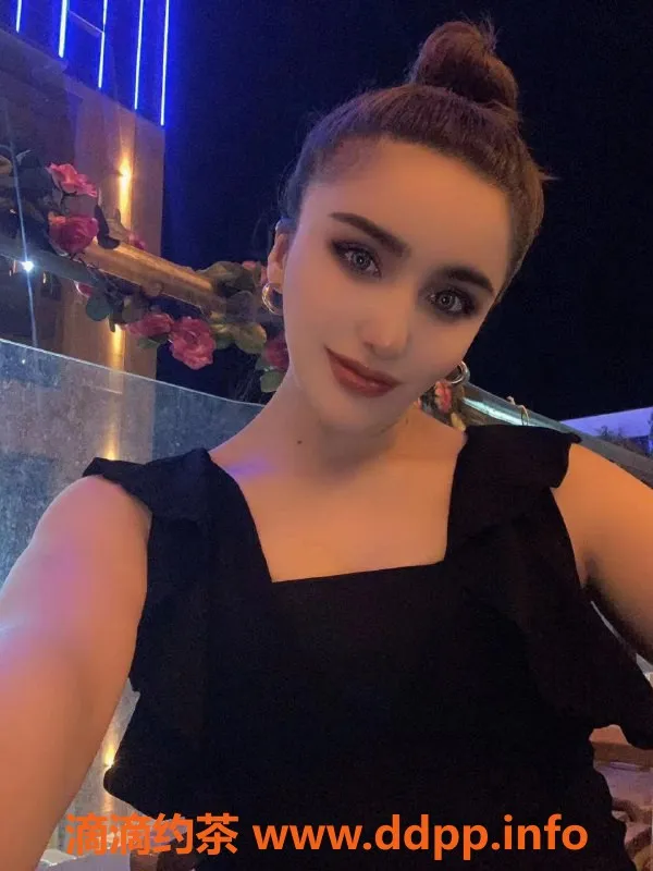 杭州楼凤-东站中俄混血雷拉，身高166，皮肤雪白