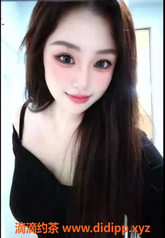 广州楼凤-天河晓晨，爆乳38E，800元约会体验