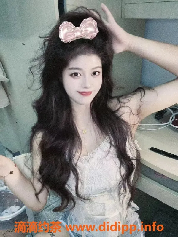 昆明楼凤-呈贡区小鱼，700元大学生兼职服务