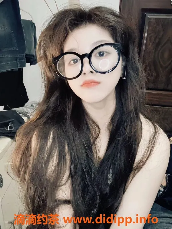 昆明楼凤-呈贡区小鱼，700元大学生兼职服务