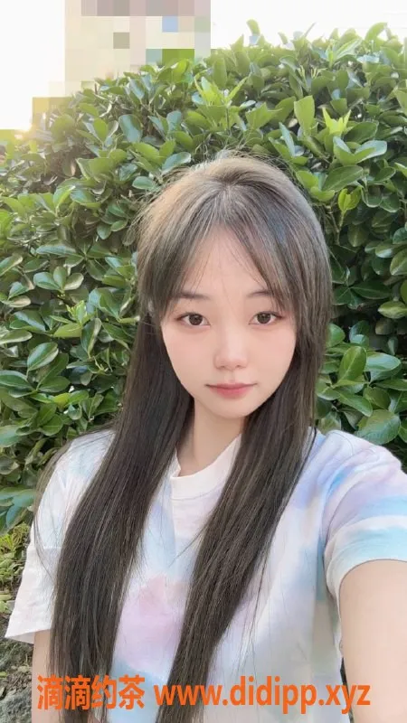 深圳楼凤-宝安叶清浅，1200元胸推服务，体验无套口