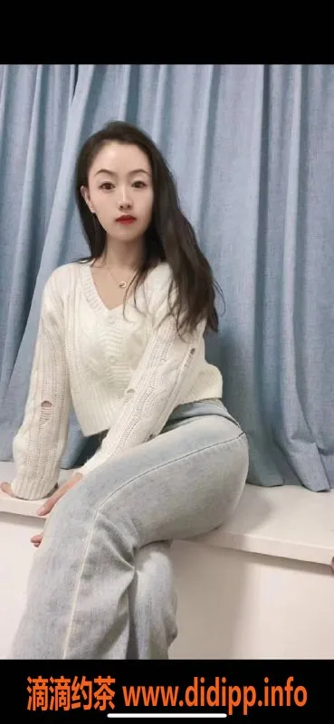 杭州上门服务-26岁梓萱，身高162，96斤，提供多种服务