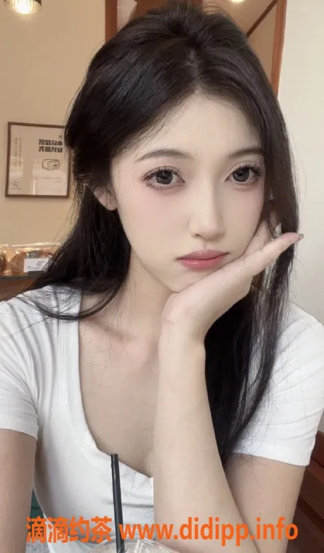 广州楼凤-天河赵敏，8P大长腿御姐来袭