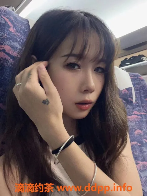 南宁楼凤-西乡塘苒苒，青春20岁，身材火辣，服务超棒