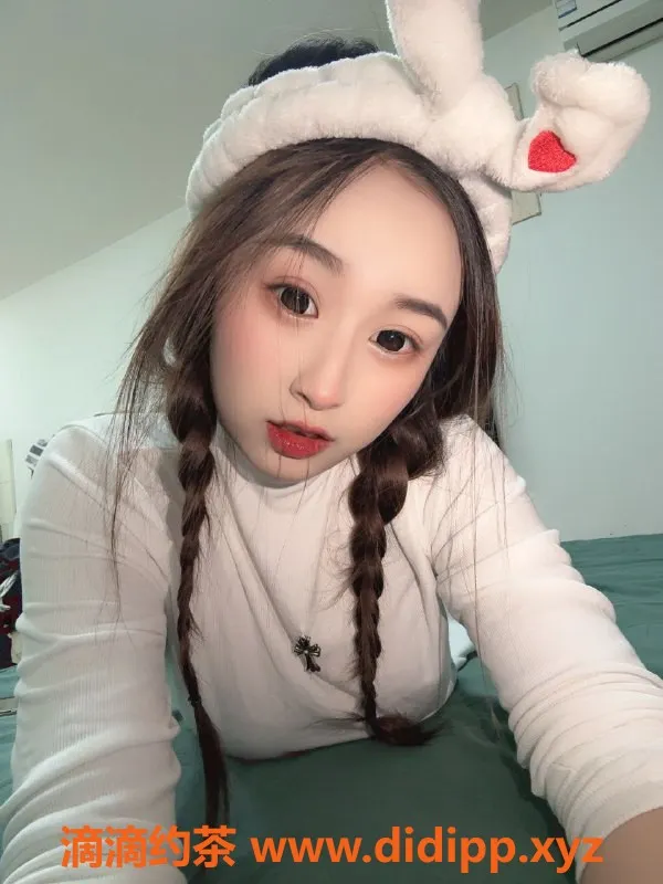 杭州上门服务-上城区05嫩妹艾莉思，168cm大长腿，94斤热情小女友