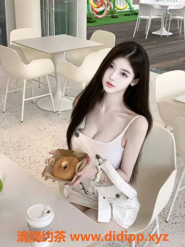 深圳楼凤-福田小晴：1800元尽享各类服务，视频验证