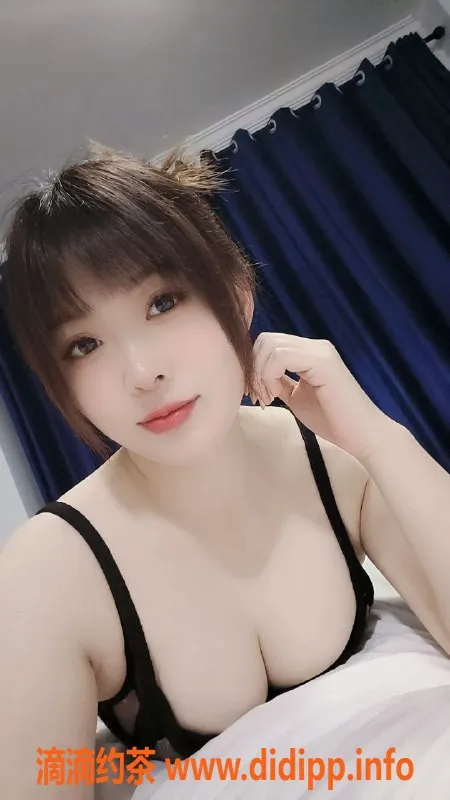 广州楼凤-越秀少妇沫沫7P、大胸解压服务