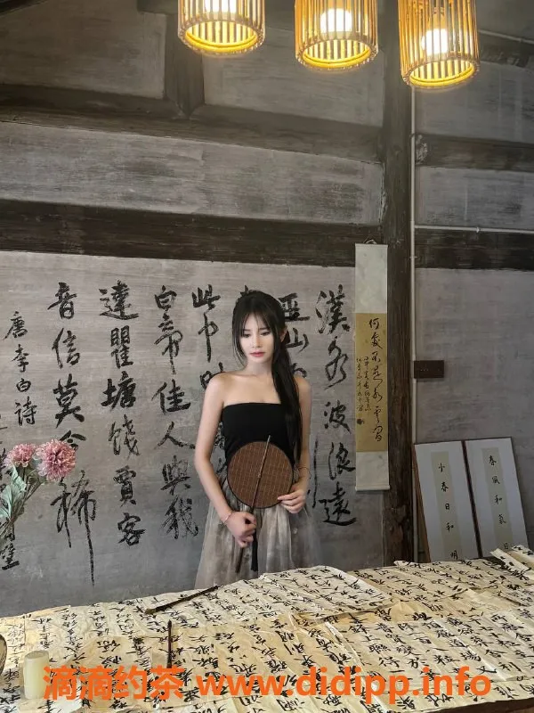 杭州spa会所-上城区小仙女 50分钟千元优惠 舌吻服务