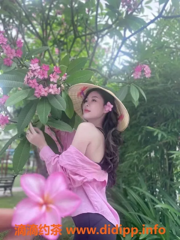 昆明楼凤-性感艺名洋酒预约，完美服务等你体验