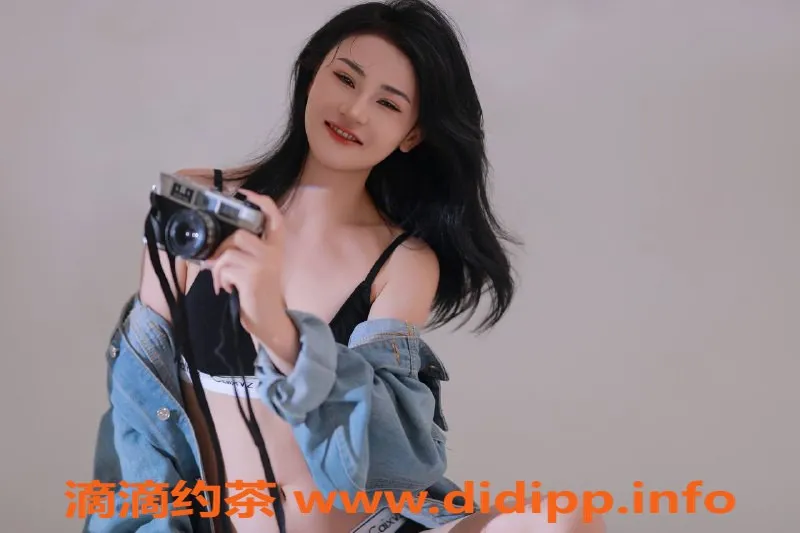 深圳楼凤-宝安梦雅，800元体验制服丝袜服务