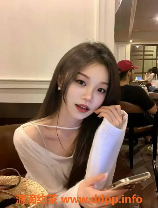 广州楼凤-天河嫩妹可可，6P双飞夜课等你来体验