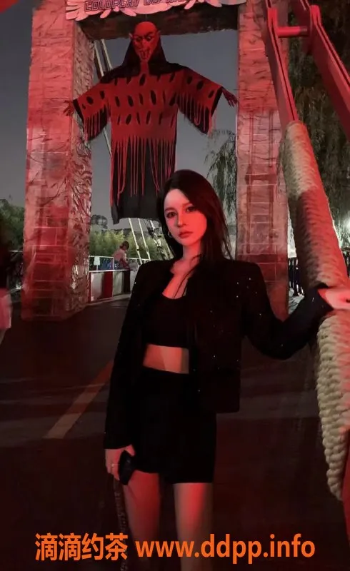 杭州楼凤-拱墅区小兔乖乖，混血美女176cm，49kg，服务多样