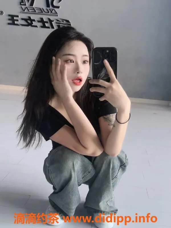 广州楼凤-天河可乐嫩妹，7P夜课尽享舌吻服务！