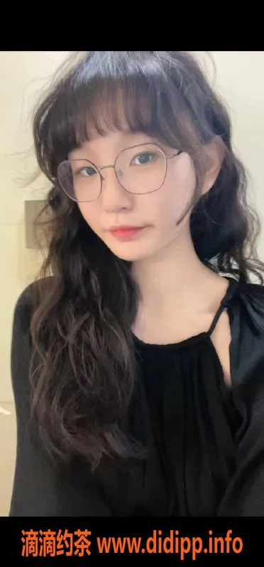 深圳楼凤资源信息,龙华欣欣，800元起，服务多样！