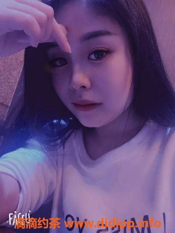 杭州上门服务-上城晓晓：20岁小少妇包时不限次，性价比超高