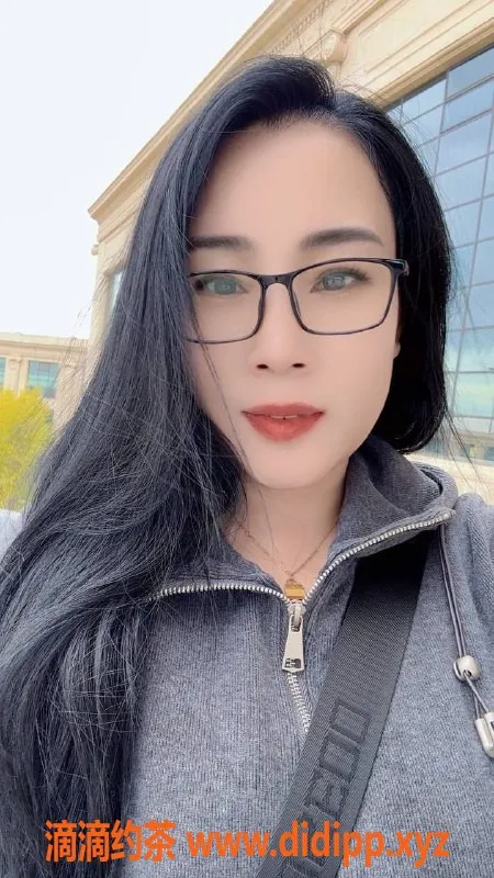 昆明楼凤-盘龙区莹莹，600元享极致服务！