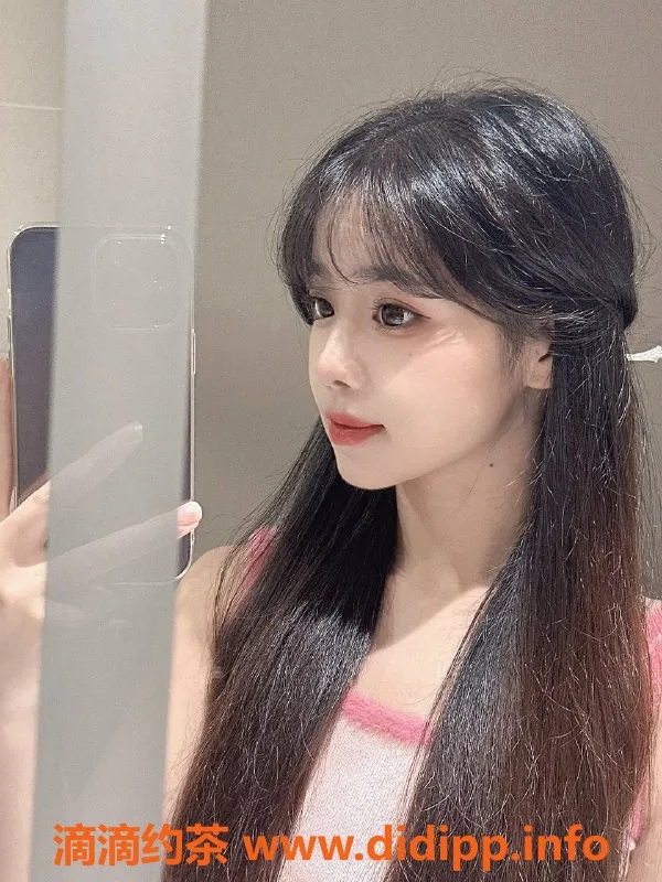 长沙楼凤-雨花区玲玲，162cm 20岁，600p享激情体验