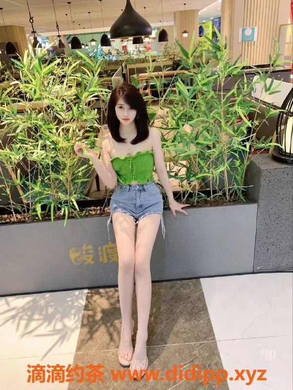 广州楼凤-白云地区小鱼儿-夜课、舌吻，8P价位