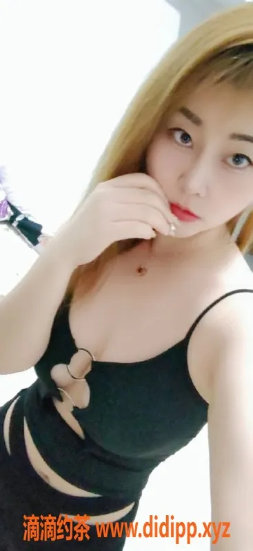 深圳楼凤-龙岗平湖小妖大咪咪，36D胸围，25岁，服务多样