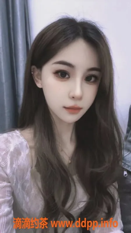 广州楼凤-白云璐璐，身高165，价格7P，口爆服务等你来体验！