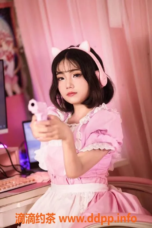 杭州楼凤-18岁嫩妹，162cm C+胸，900元起服务