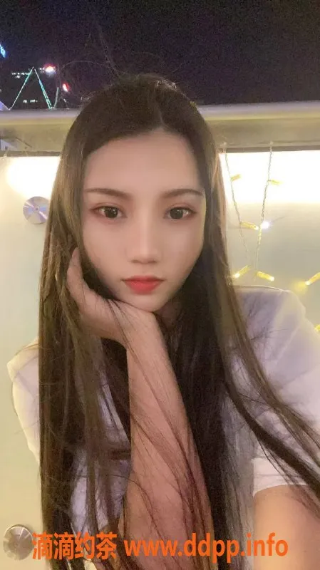 厦门楼凤-思明区小也，172cm颜值系电报老师