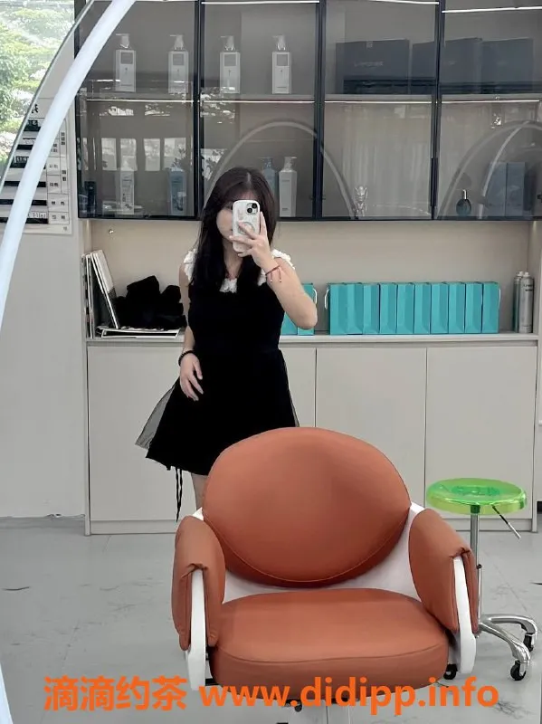 深圳楼凤资源信息,坂田小雅，900元享多种服务！