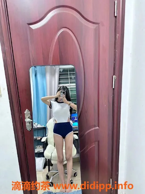 杭州楼凤-上城区嫩妹雅茹，165cm 19岁，热情服务