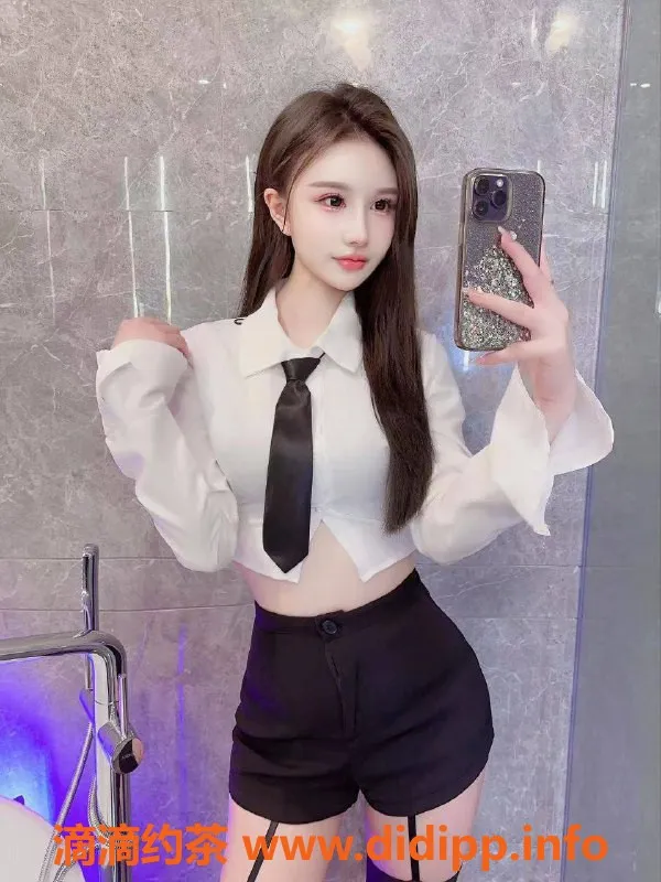 杭州外围-拱墅区林兮，173cm，95斤，提供多种亲密服务