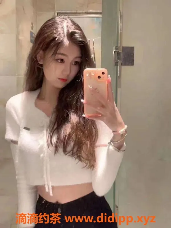 深圳spa会所-深圳福永28岁以下极品美女，双飞服务368元