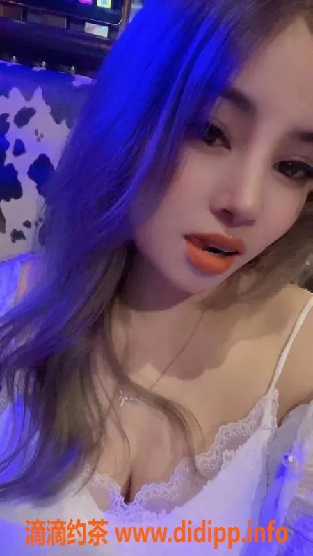 杭州楼凤-小颖 25岁 163cm 46kg 半套450/全套700 欢迎预约！