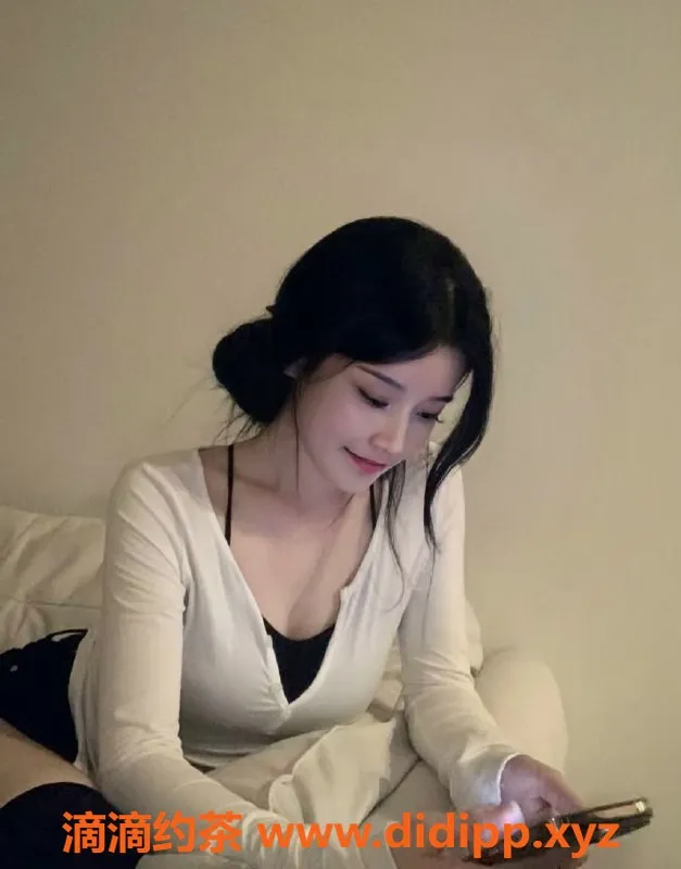 深圳楼凤-南山雨馨，性感女神等你来体验