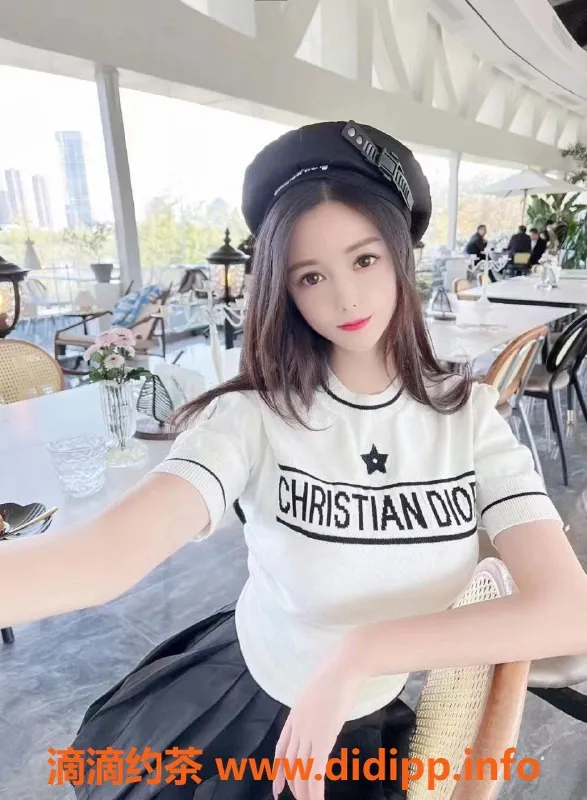 杭州楼凤-杭州希希 22岁 D杯美少女 身高167cm 只需800元