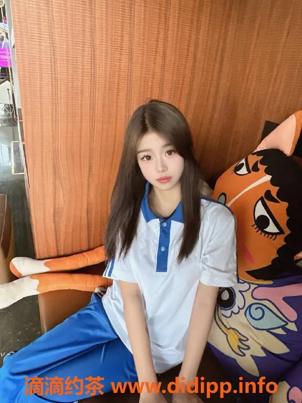 深圳楼凤-罗湖嘉嘉，身高162cm，C罩杯，900元起