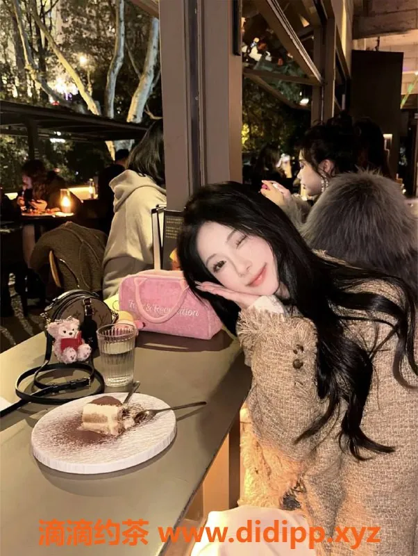 杭州外围资源信息,拱墅区23岁甜甜圈，34D大胸，1200超值体验