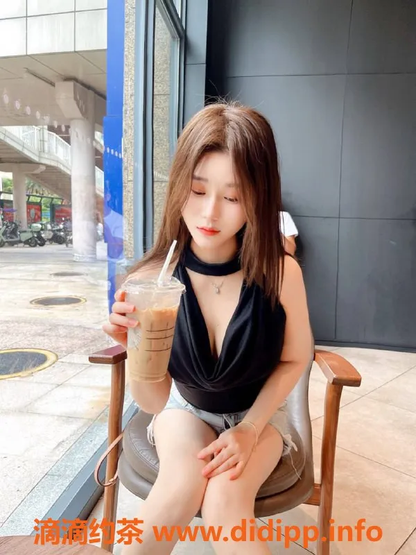 深圳楼凤资源信息,南山小雨，165C身材，3500P豪华服务