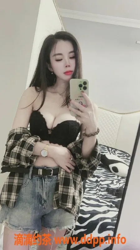 上海楼凤-普陀月芽儿，165身高34D大胸，1000P激情服务