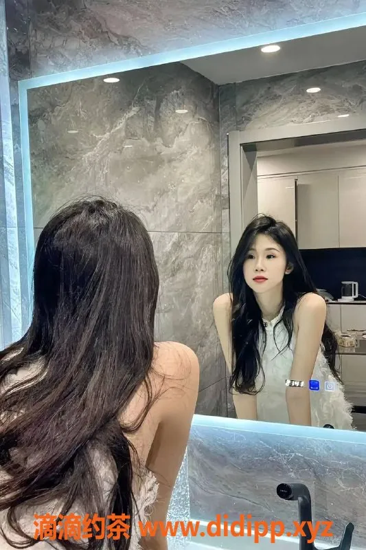 杭州楼凤-悠悠22岁160cm，43kg，热情服务全覆盖