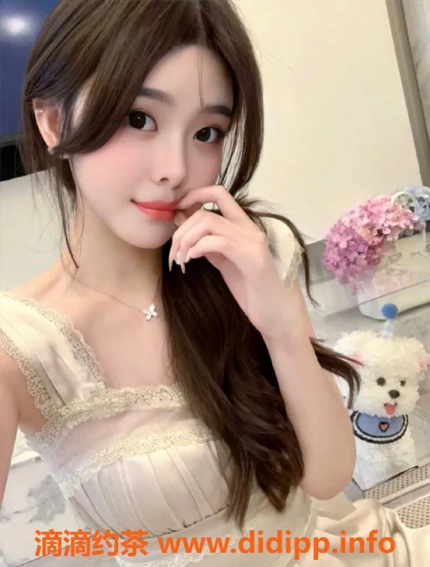 深圳楼凤-龙华佳欣艺名，800元69调情服务