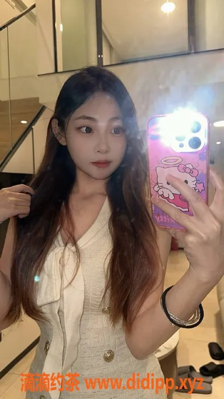 深圳楼凤-福田小石榴，900元起，服务超赞！